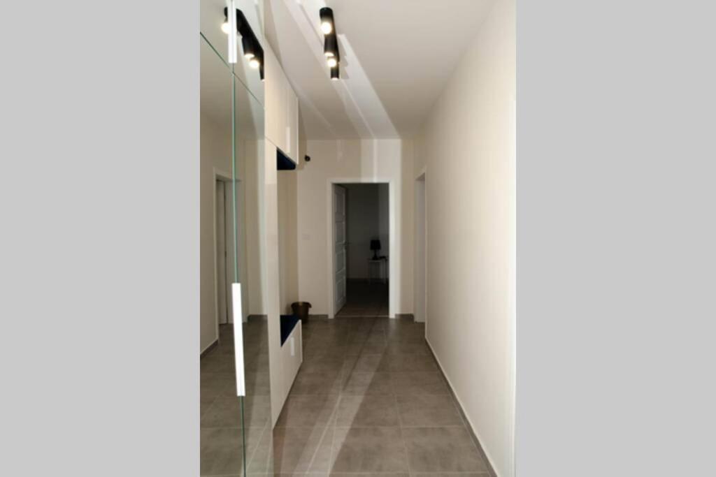 Super Luxurious & Spacious Designer Apartment. Stara Zagora Exterior photo